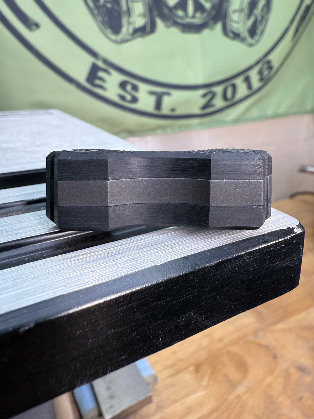 Predator Sculpted Pocket Knuck