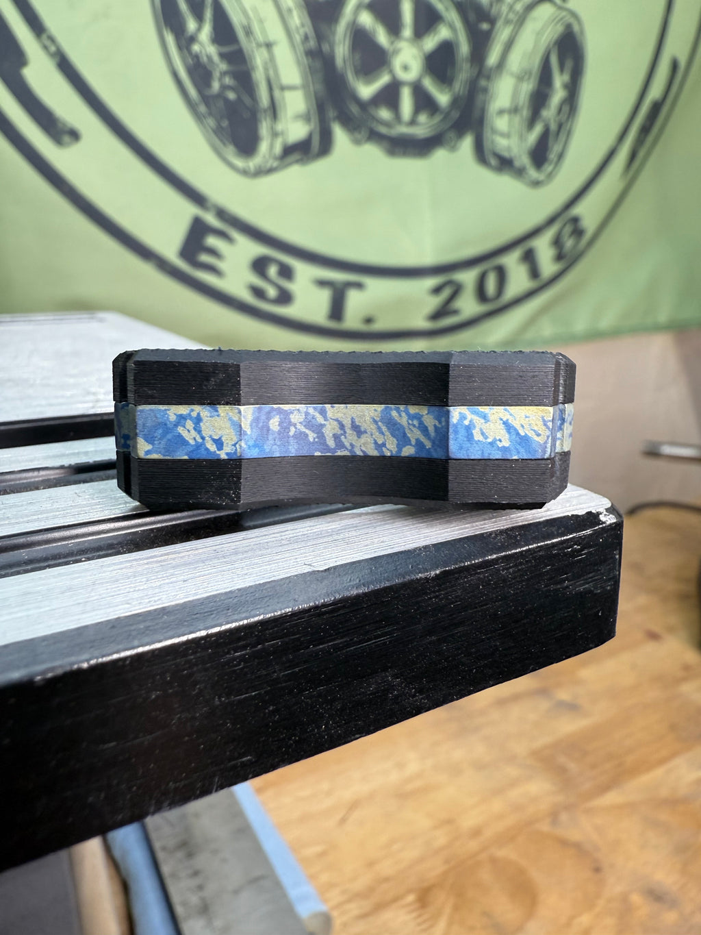 Color Bomb Pocket Knuck