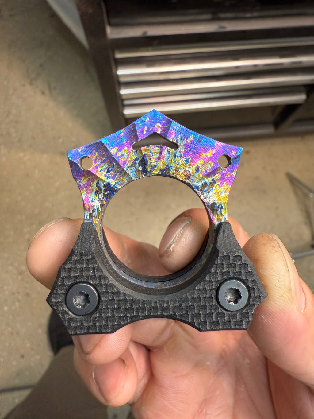 Sun Rise Sculpted Knuck