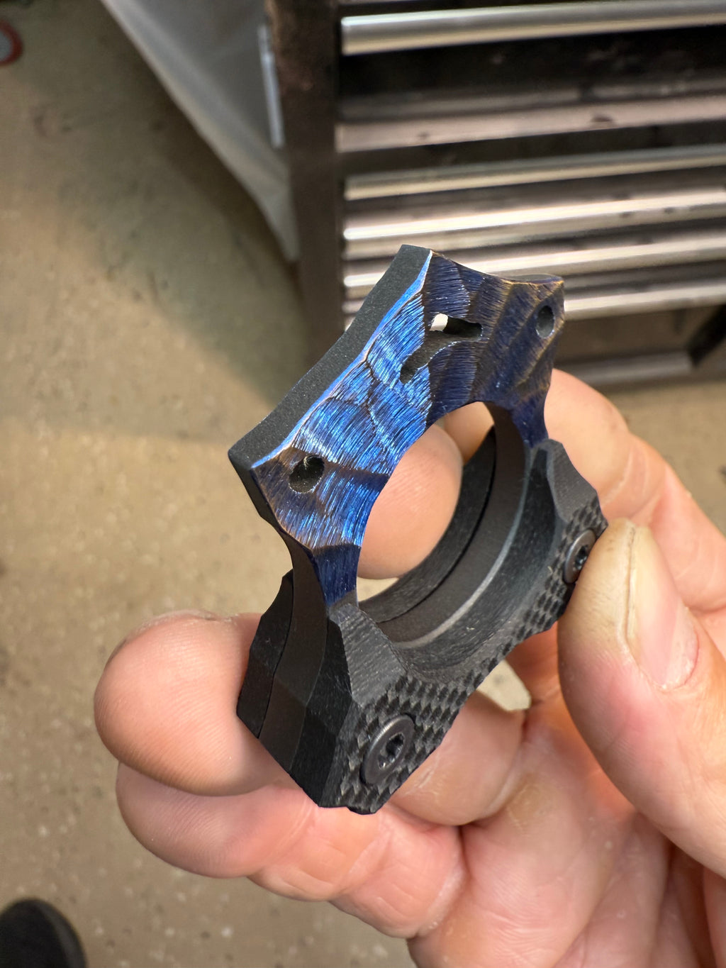 Predator Sculpted Pocket Knuck