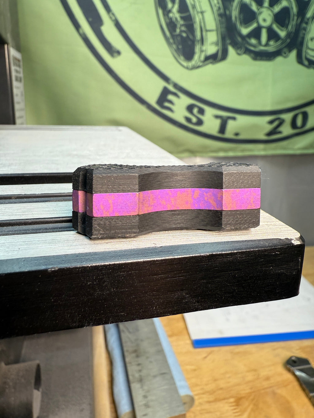 Color Bomb Pocket Knuck